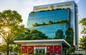 أعلن مصرف عجمان عن تحقيق تراجع بنسبة 6% في انبعاثات غازات الدفيئة خلال عام 2025، في تطور يعكس تسارع وتيرة تنفيذ استراتيجيته المناخية، ويؤكد موقعه ضمن المؤسسات المالية الداعمة لتوجهات دولة الإمارات نحو اقتصاد منخفض الكربون